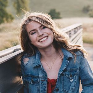 Meet your Posher, Isabella